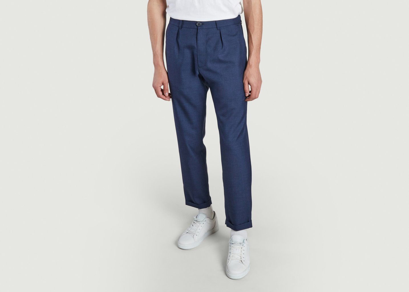 l'exception Pantalon coupe carotte en laine vierge Sienna Bleu Marine noyoco