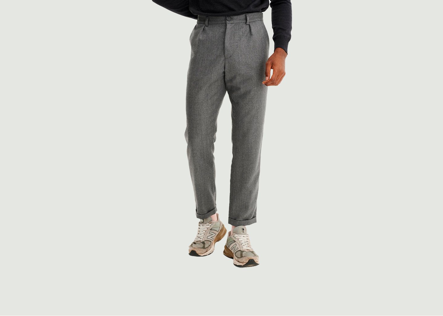 L'exception Pantalon Coupe Carotte En Laine Vierge Sienna Gris Noyoco