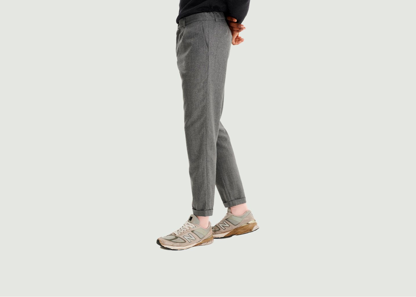 L'exception Pantalon Coupe Carotte En Laine Vierge Sienna Gris Noyoco