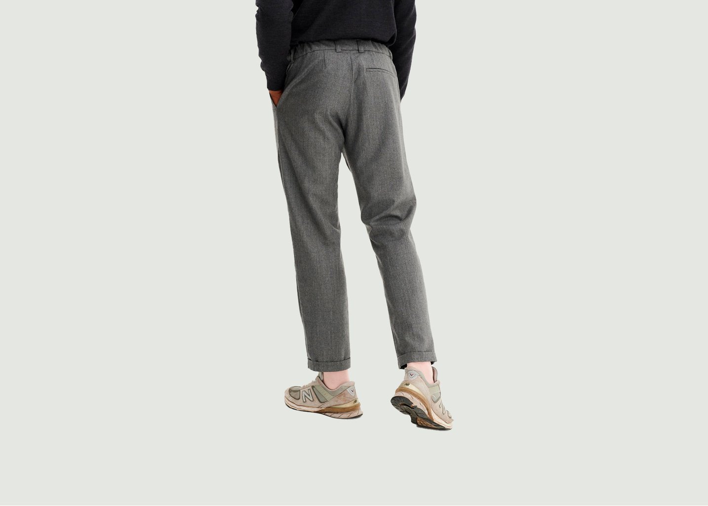 L'exception Pantalon Coupe Carotte En Laine Vierge Sienna Gris Noyoco