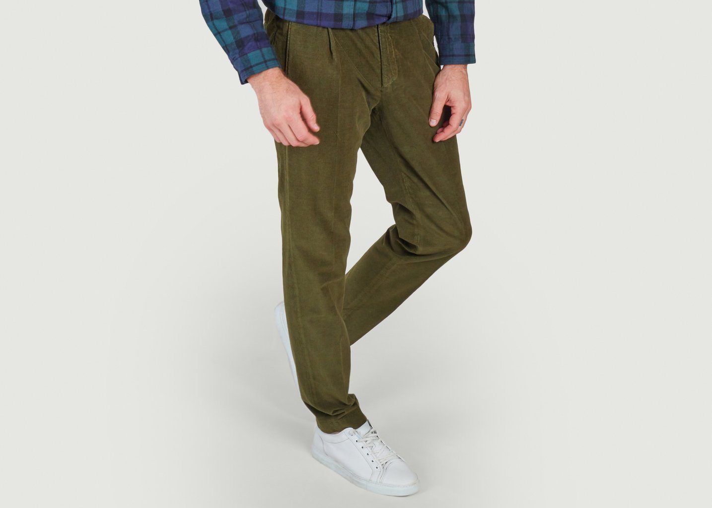 L'exception Pantalon En Velours Côtelé Coupe Tapered à Plis Vert Foncé Incotex