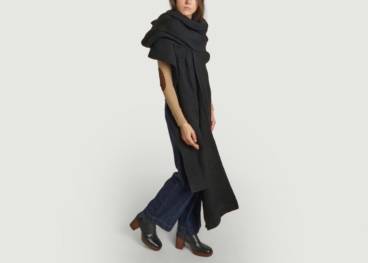 L'exception Poncho Manto De Luz Noir Adriana Santacruz