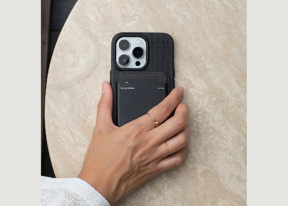 L'exception Portefeuille Classique Magnétique Noir Native Union