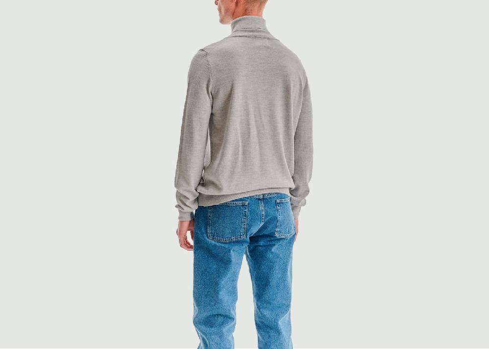 L'exception Pull Ajusté Col Roulé En Laine Mérinos Bergen Gris Léger Noyoco