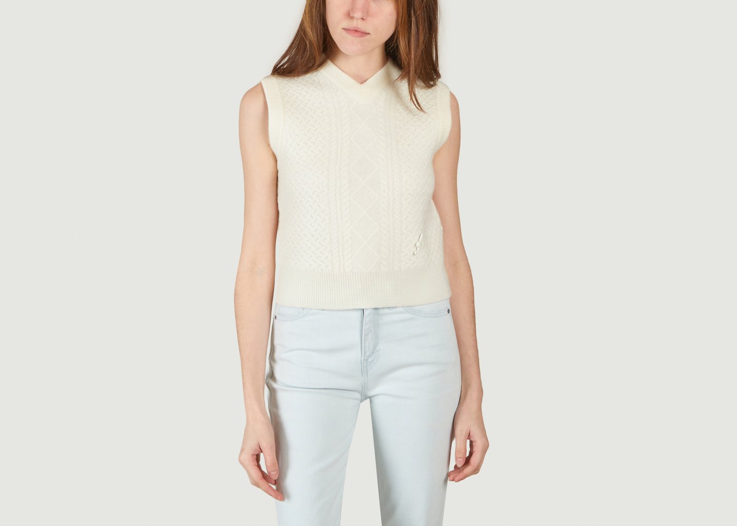 l'exception Pull sans manches Reunited Cable Vest Ecru Axel Arigato