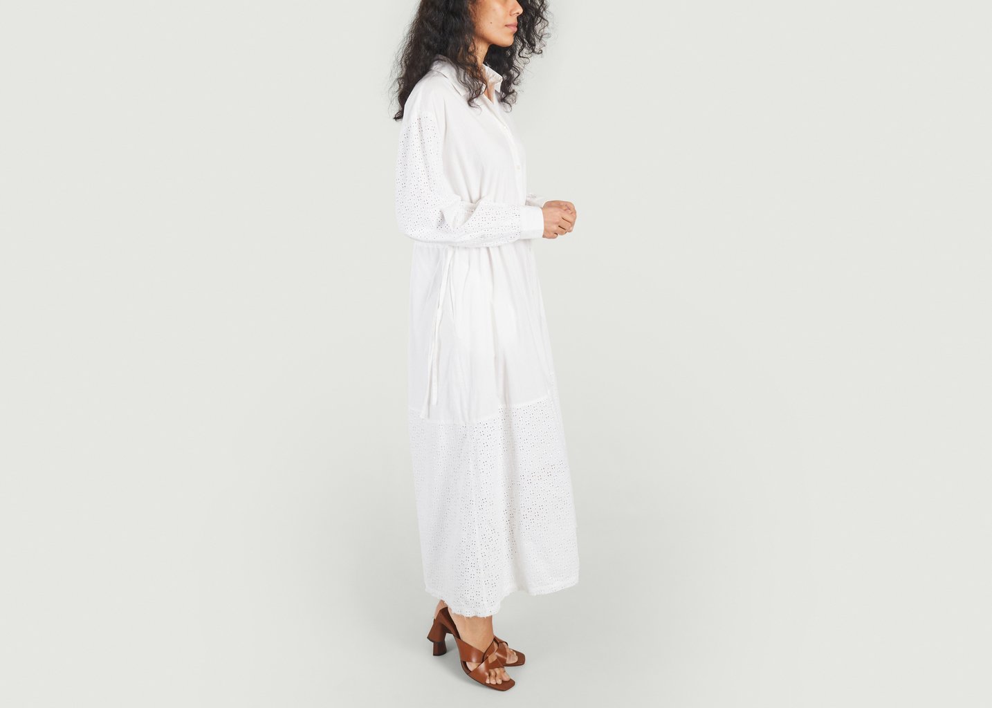 L'exception Robe Chemise Longue En Coton Ava Blanc Skall Studio