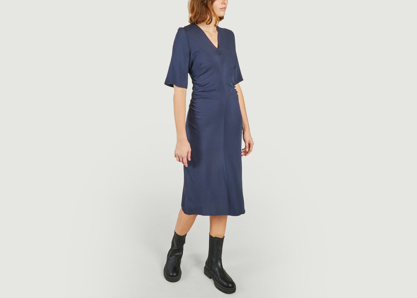 L'exception Robe De Soirée Midi Ajustée Manches Courtes Samailey Encre Samsoe & Samsoe