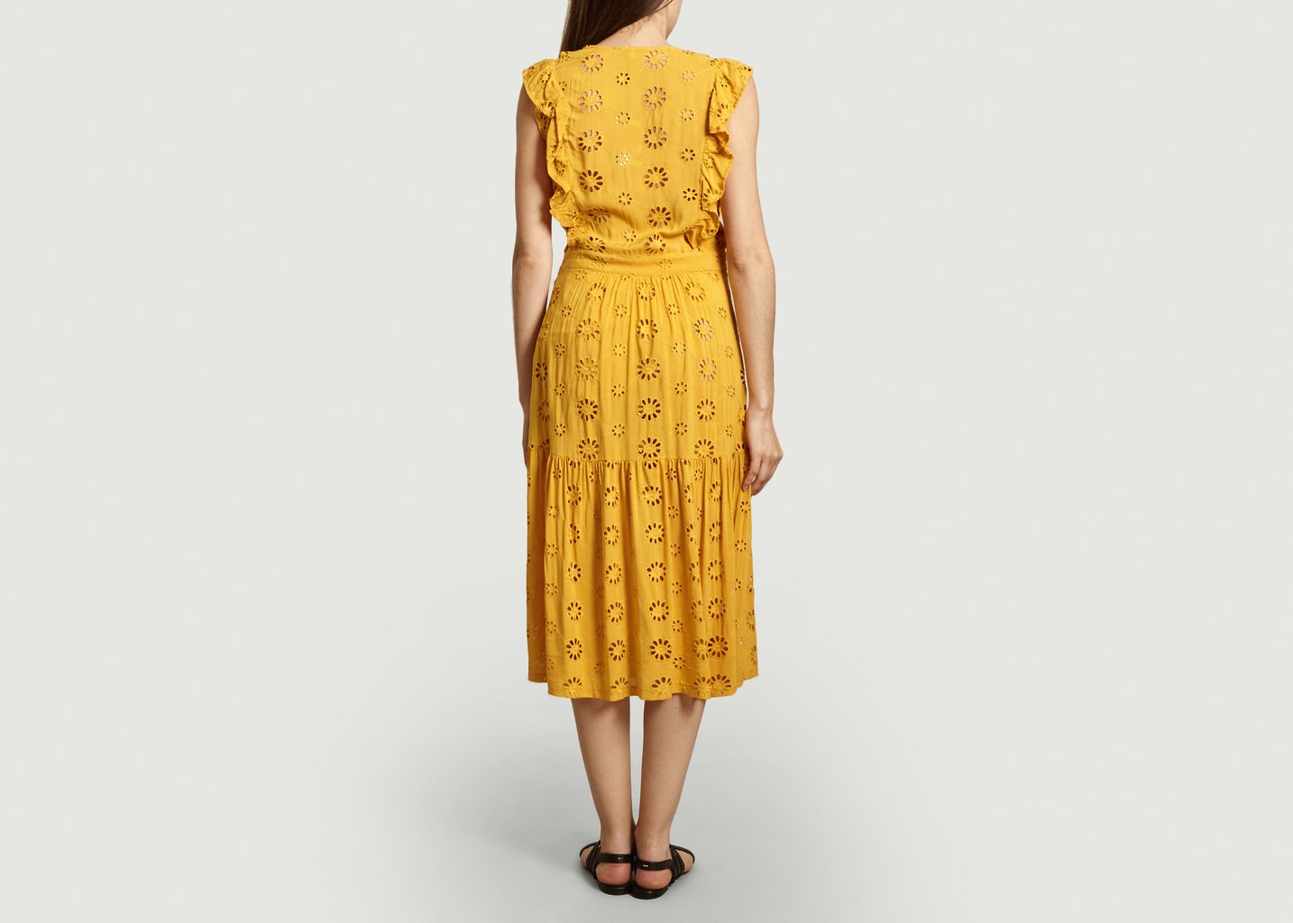 L'exception Robe En Broderie Anglaise Racontable Safran La Petite Française