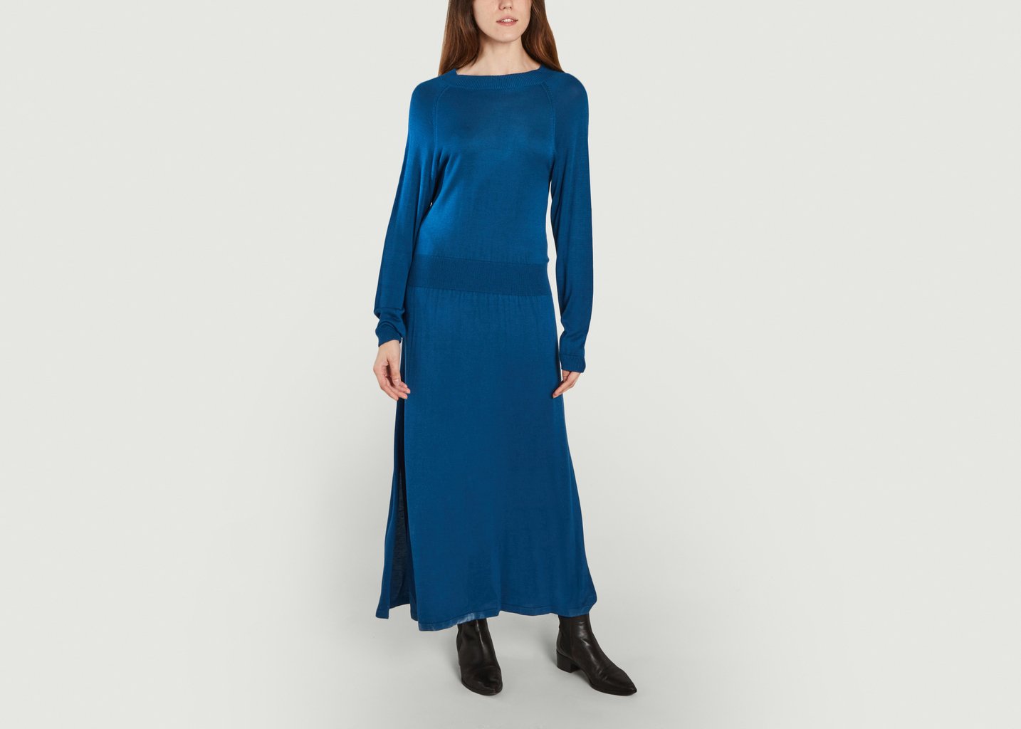 l'exception Robe longue manches longues dos ouvert Crimson Bleu canard Karma Koma