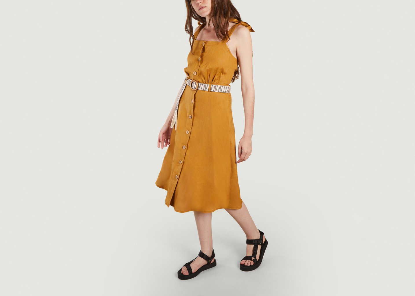 L'exception Robe Ricchi En Lin Ocre La Petite Française