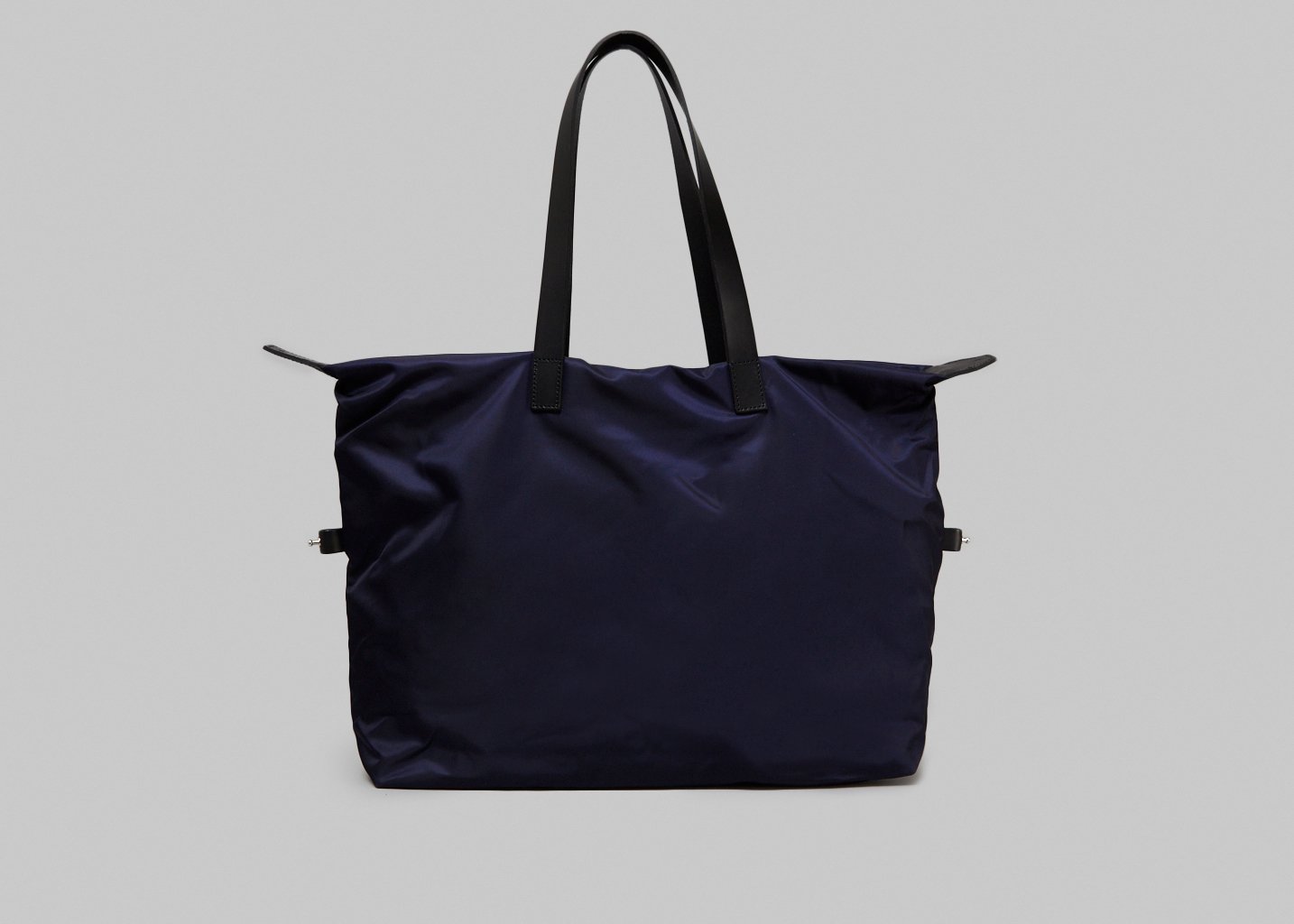 L'exception Sac Zip Medium Bleu Marine Hotel Paris Tokyo