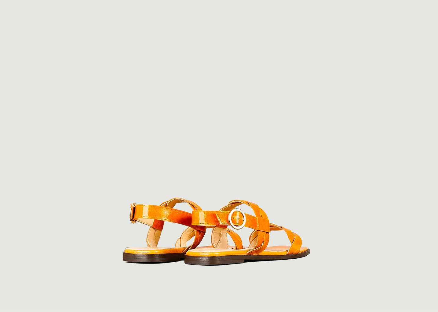 L'exception Sandale Plate Rhea En Cuir Verni Souple Orange Tila March