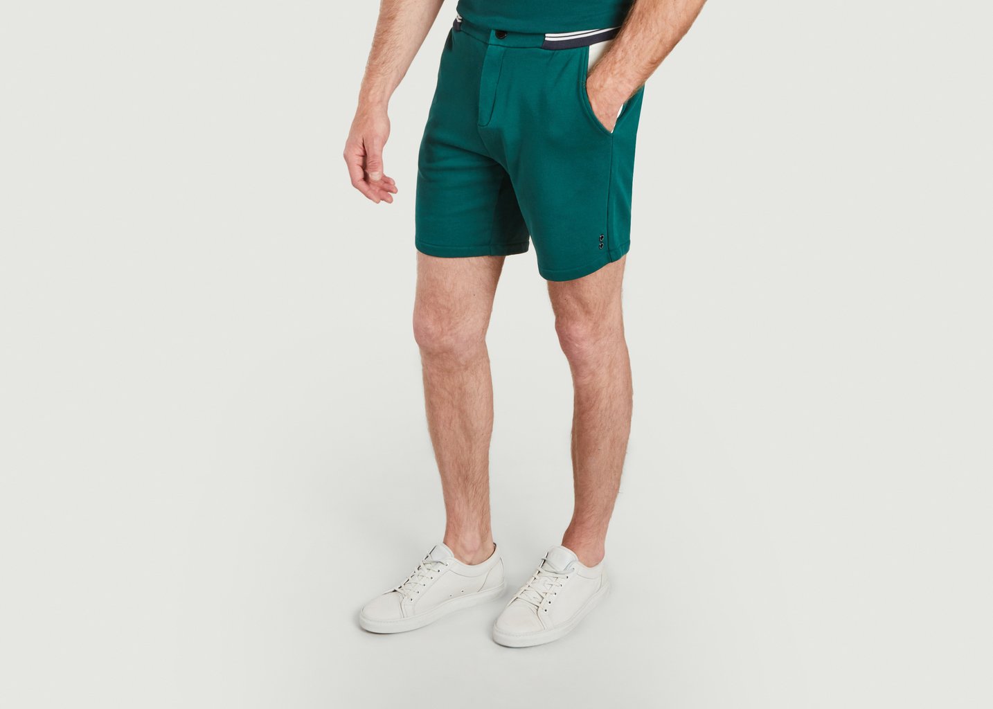 L'exception Short Ajusté En Coton Bio Vert Ron Dorff
