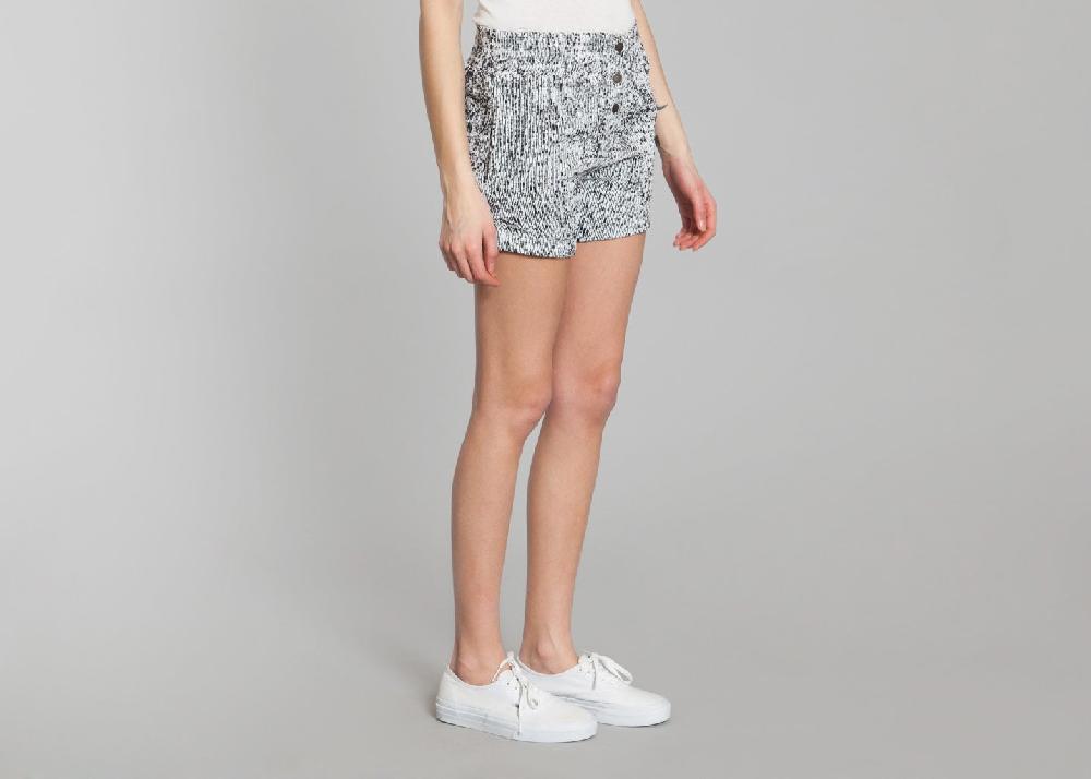 l'exception Short Nestor Bleu Marine Margaux Lonnberg
