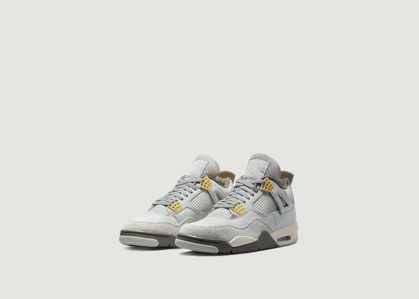 L'exception Sneakers Air Jordan 4 SE Craft Photon Dust Argent Nike