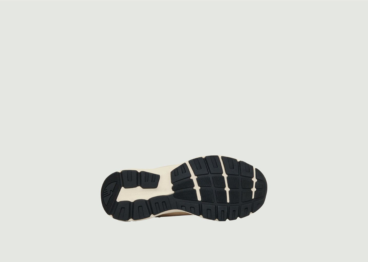 L'exception Sneakers Amiel S Strike Camel Stepney Workers Club