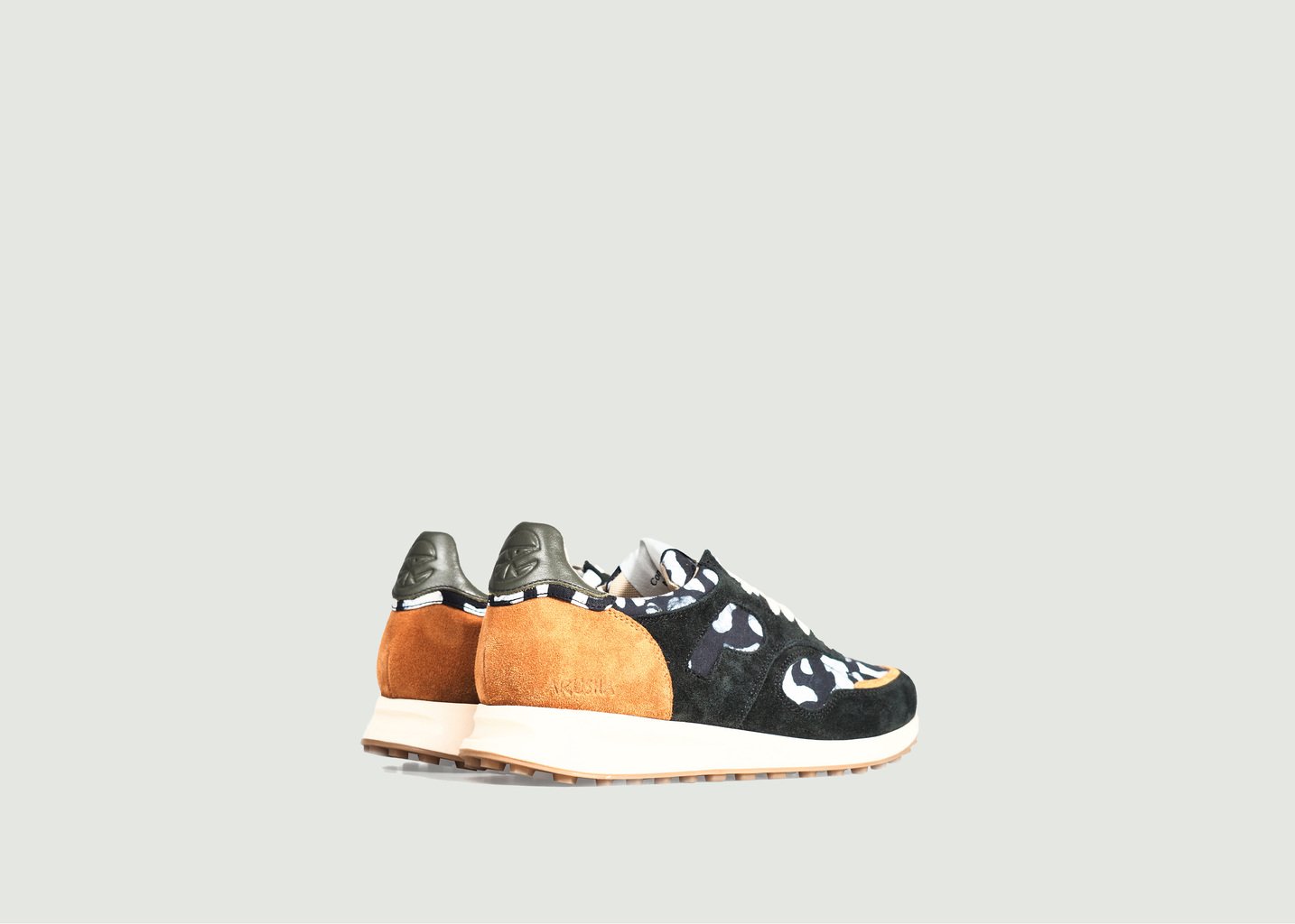 L'exception Sneakers De Running Cuir Et Tissu Arusha Ebène Noir Panafrica