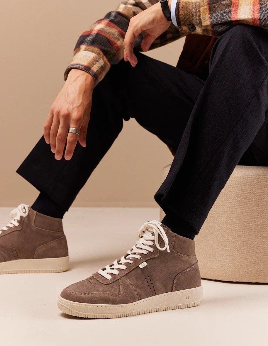 L'exception Sneakers Montantes En Cuir Suédé Arnaud Taupe Odaje Ex M.Moustache