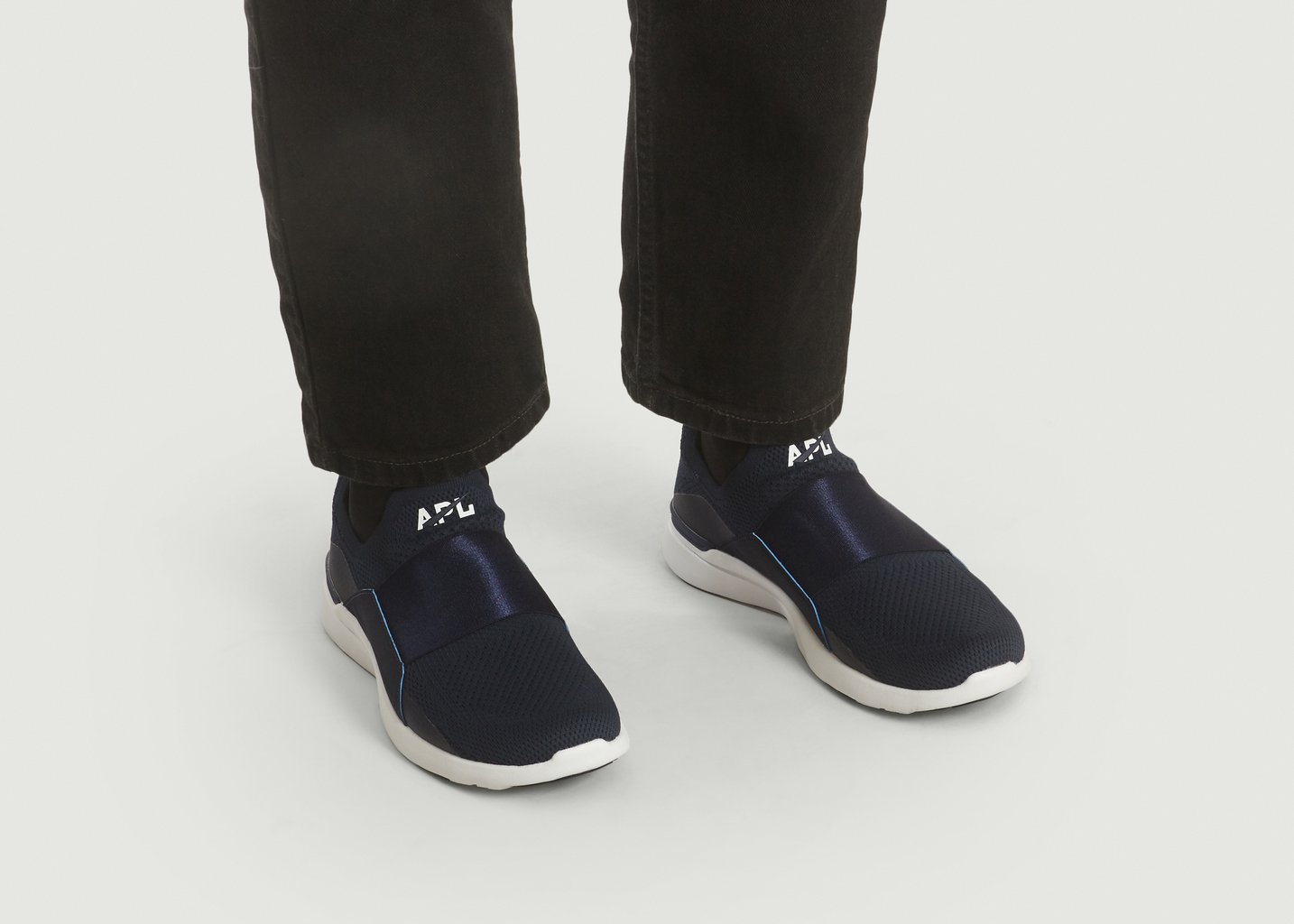 L'exception Sneakers Slip On Tech Loom Bliss Bleu Marine Athletic Propulsion Labs