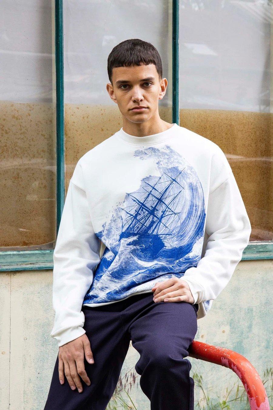 L'exception Sweatshirt Imprimé Navire Pendant La Tempête Blanc Misericordia