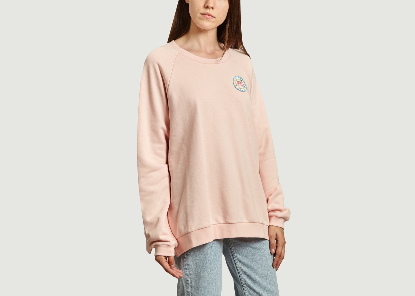 L'exception Sweatshirt Raglan Avec Patch Chez Cecile Club Rose Pâle Être Cécile