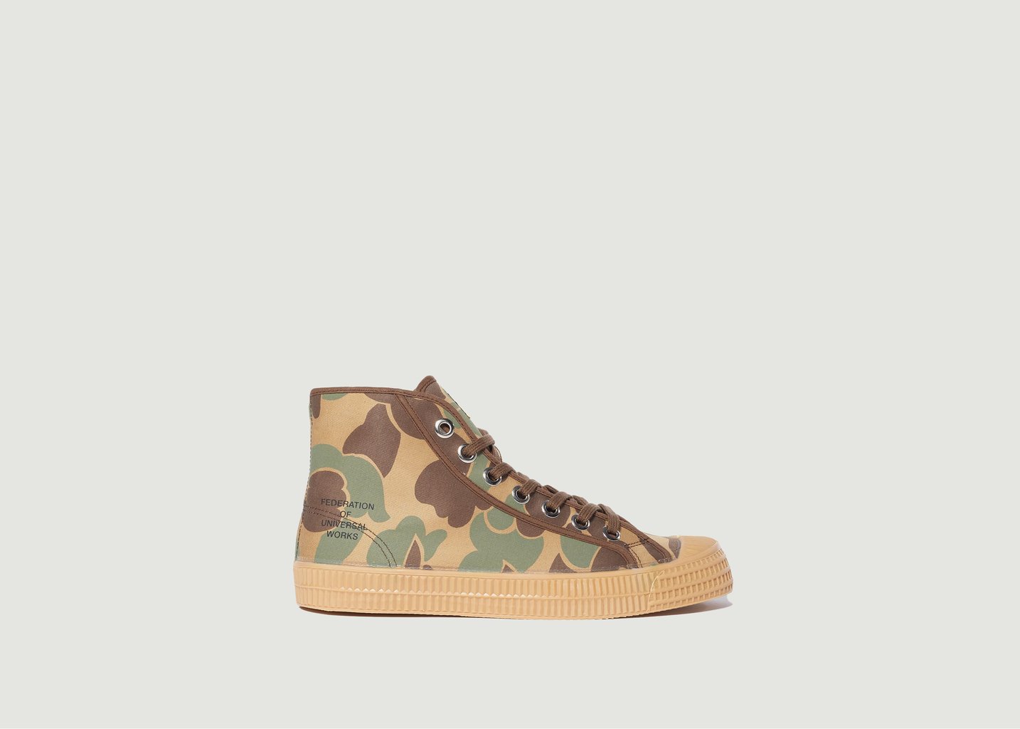 l'exception Universal Works X Novesta Star Dribble Camo Sable Novesta
