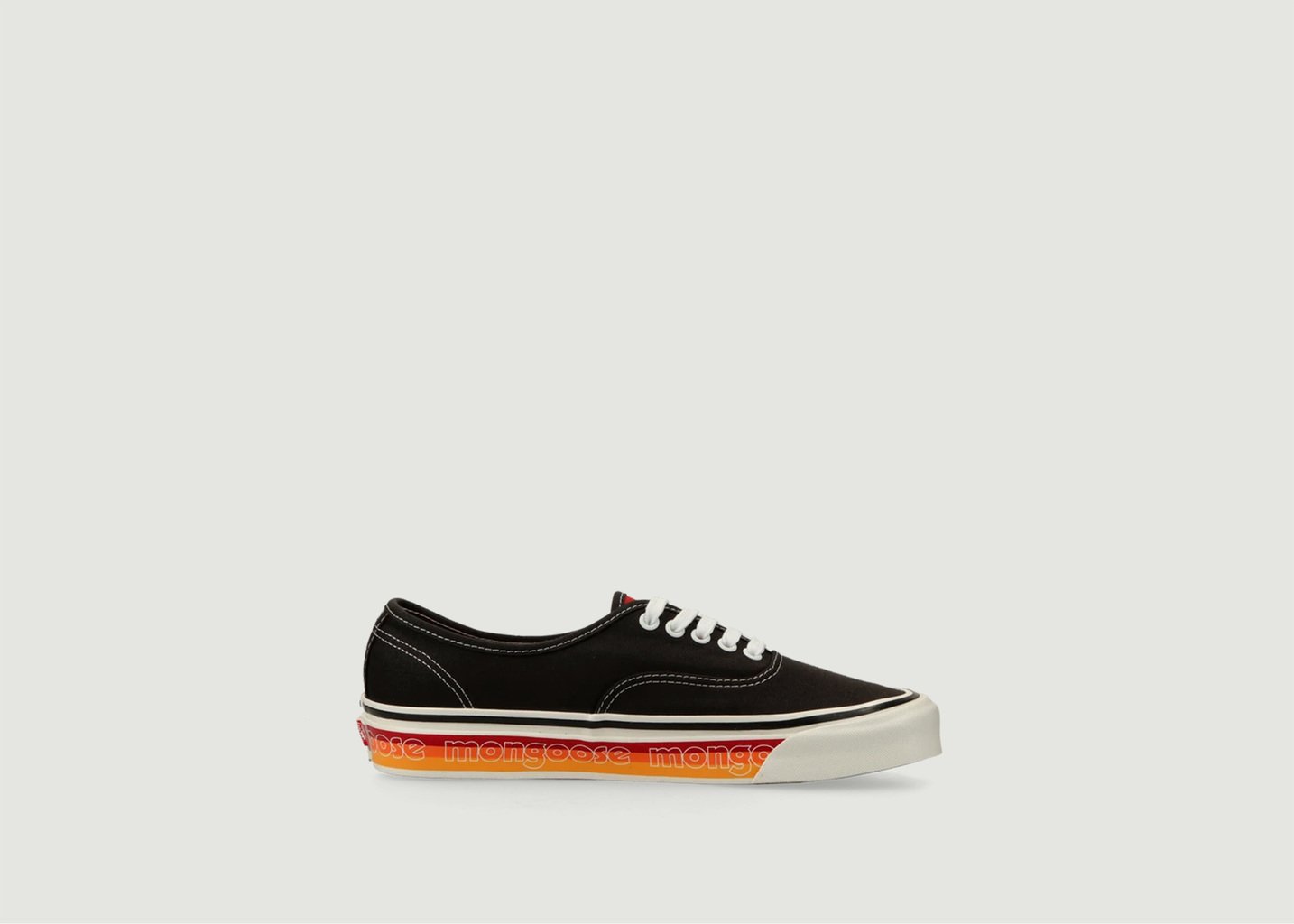 l'exception Vans Authentic 44 DX Our Legends Mongoose Noir Vans