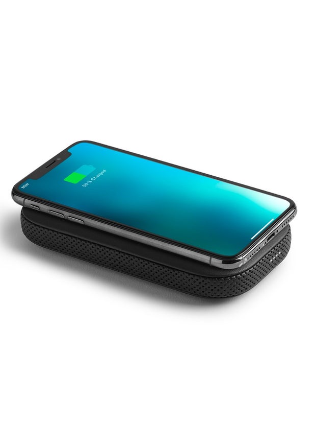 Lexon Chargeur à Induction & Enceinte Powersound Par Alain Berteau