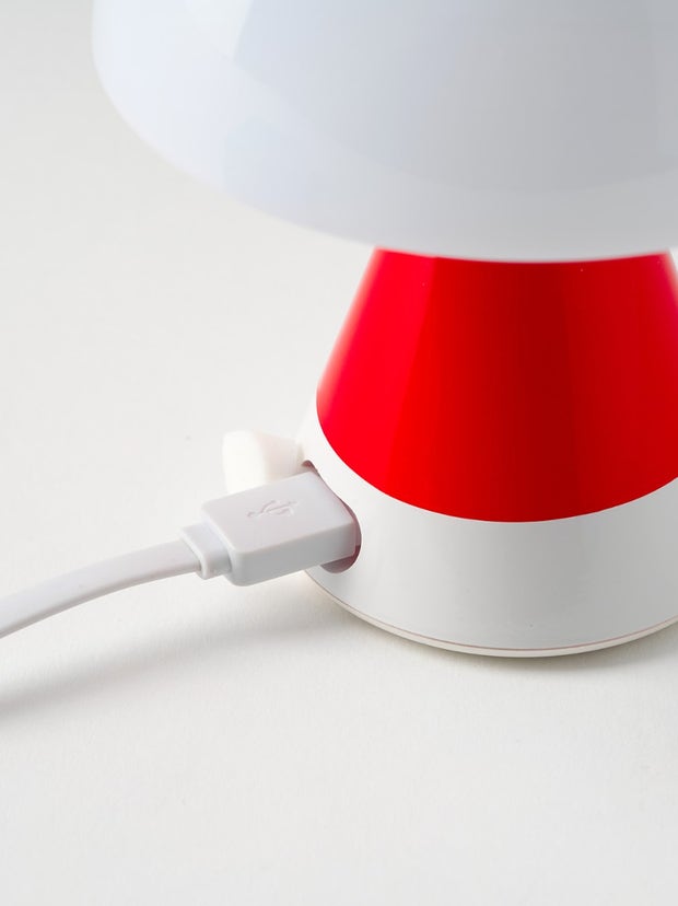 Lexon Lampe LED Mina M Lexon X Pantone
