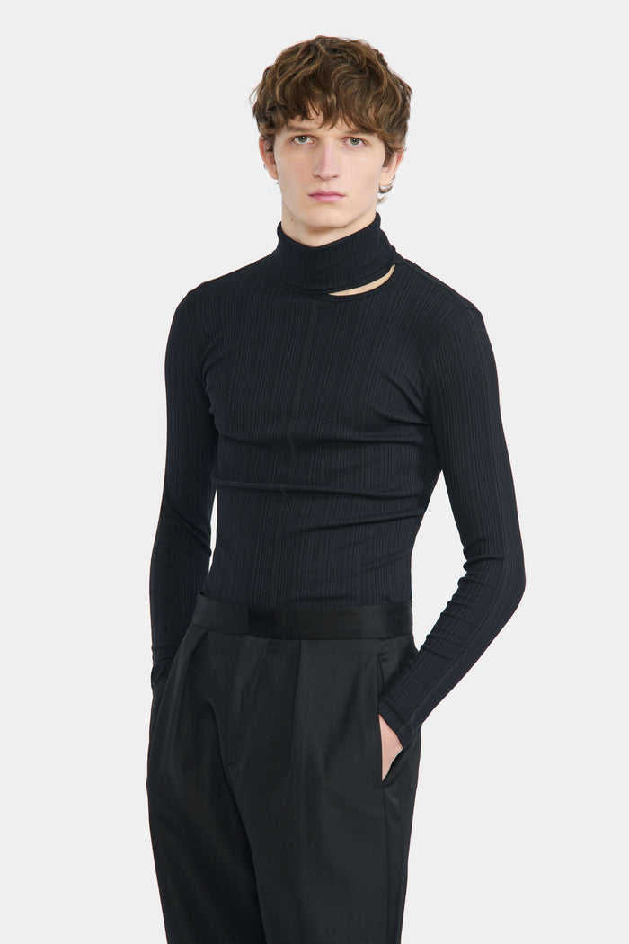 Lgn Louis Gabriel Nouchi SOUS PULL AVEC OUVERTURE ASYMÉTRIQUE EN COTON