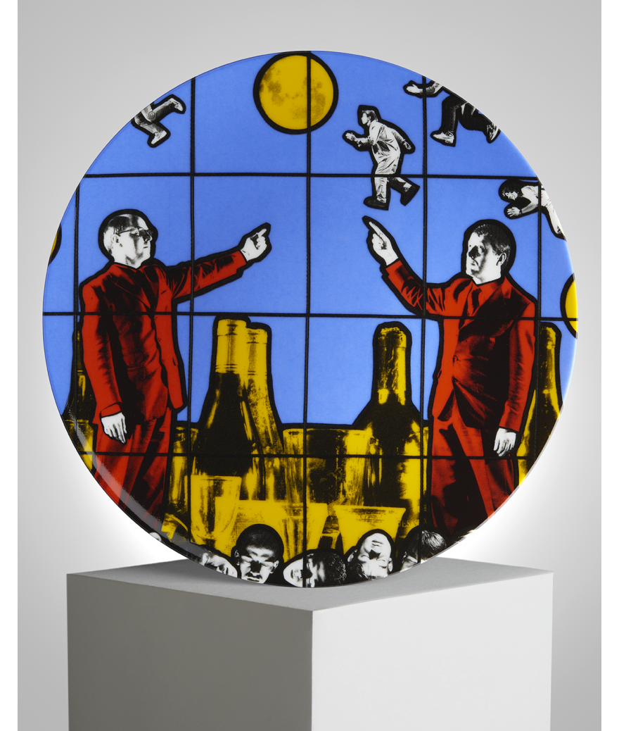 ligne blanche paris GILBERT & GEORGE Petite assiette en porcelaine ”Flight”