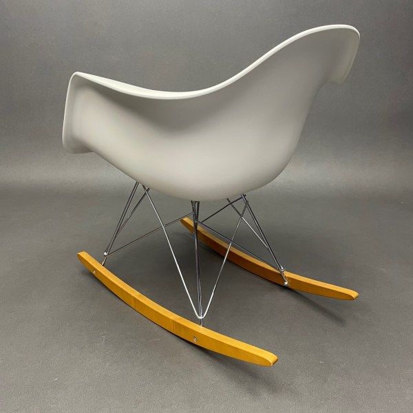 Linea Due Fauteuil à Bascule RAR Vitra Charles & Ray Eames