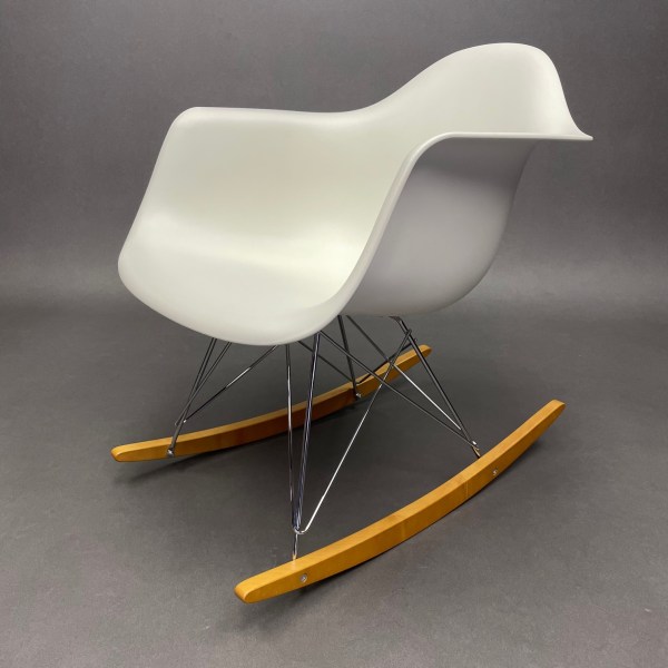 linea due Fauteuil à bascule RAR Vitra Charles & Ray Eames