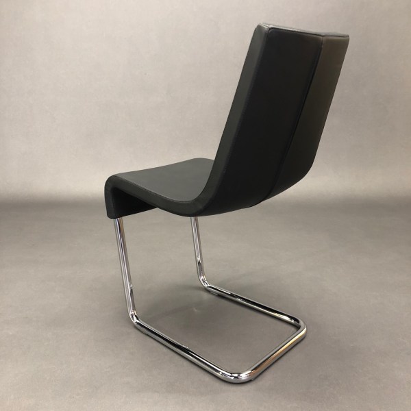 Linea Due Chaise Skip Karim Rashid Pour Bonaldo