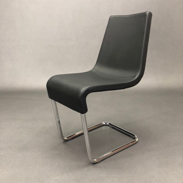 linea due Chaise Skip Karim Rashid pour Bonaldo