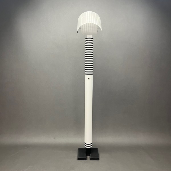 linea due Lampadaire Shogun Mario Botta Artemide