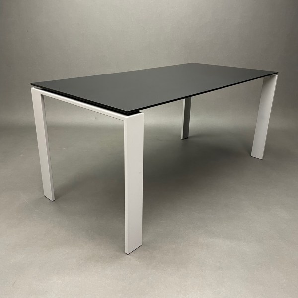 Linea Due Table Four Ferruccio Laviani Kartell