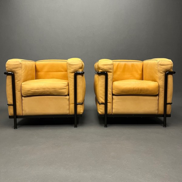 linea due Lot de 2 Fauteuils LC2 Le Corbusier Perriand Jeanneret Cassina
