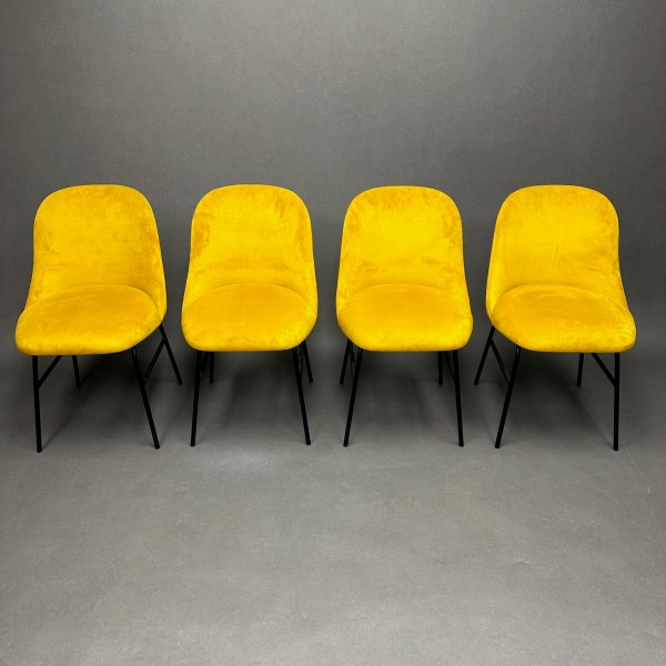 linea due Lot de 4 chaises Aleta Jaime Hayon Viccarbe