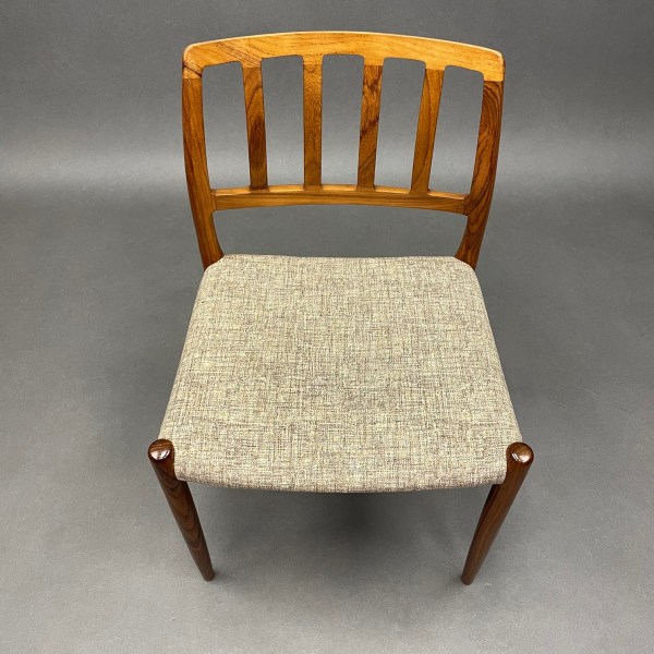 Linea Due Lot De 6 Chaises Model 83 Møbelfabrik Danemark En Palissandre Niels Otto Moller