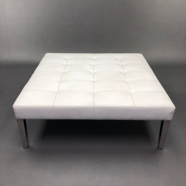 Linea Due Pouf Monseigneur Philippe Starck Pour Driade