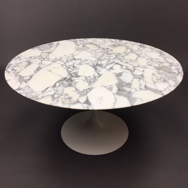 Linea Due Table Tulipe Ø137 Calacatta Eero Saarinen Knoll
