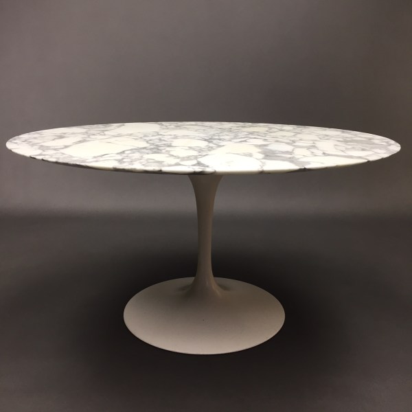 Linea Due Table Tulipe Ø137 Calacatta Eero Saarinen Knoll