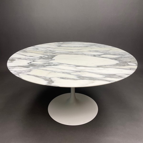 linea due Table Tulipe Ø137 Calacatta Eero Saarinen Knoll