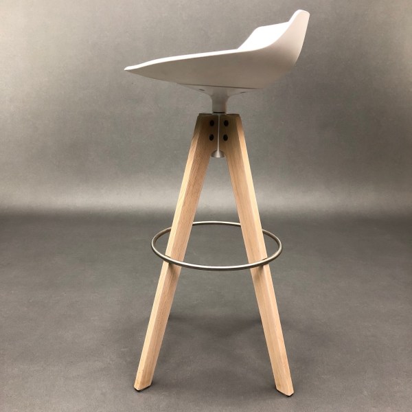 linea due Tabouret Flow Stool bois Jean-Marie Massaud MDF Italia