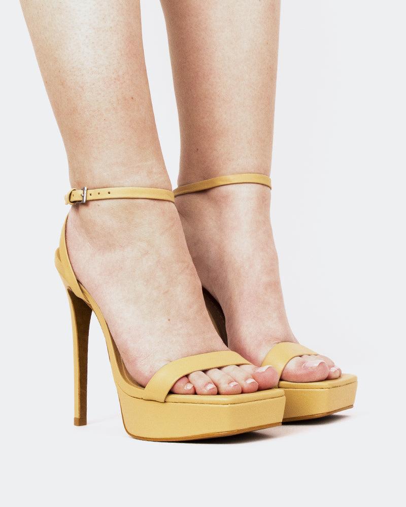 L'intervalle Anguila Chameau Leather/Cuir Chameau Chameau