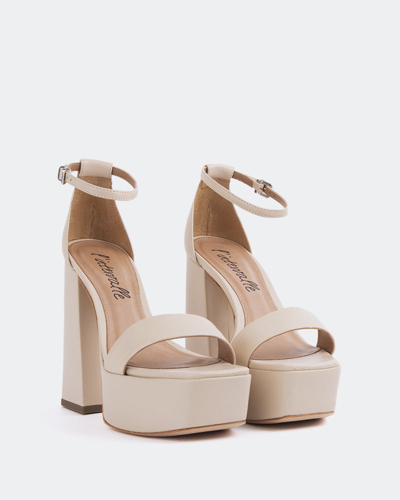 L'intervalle Adriene Cuir Beige Nu