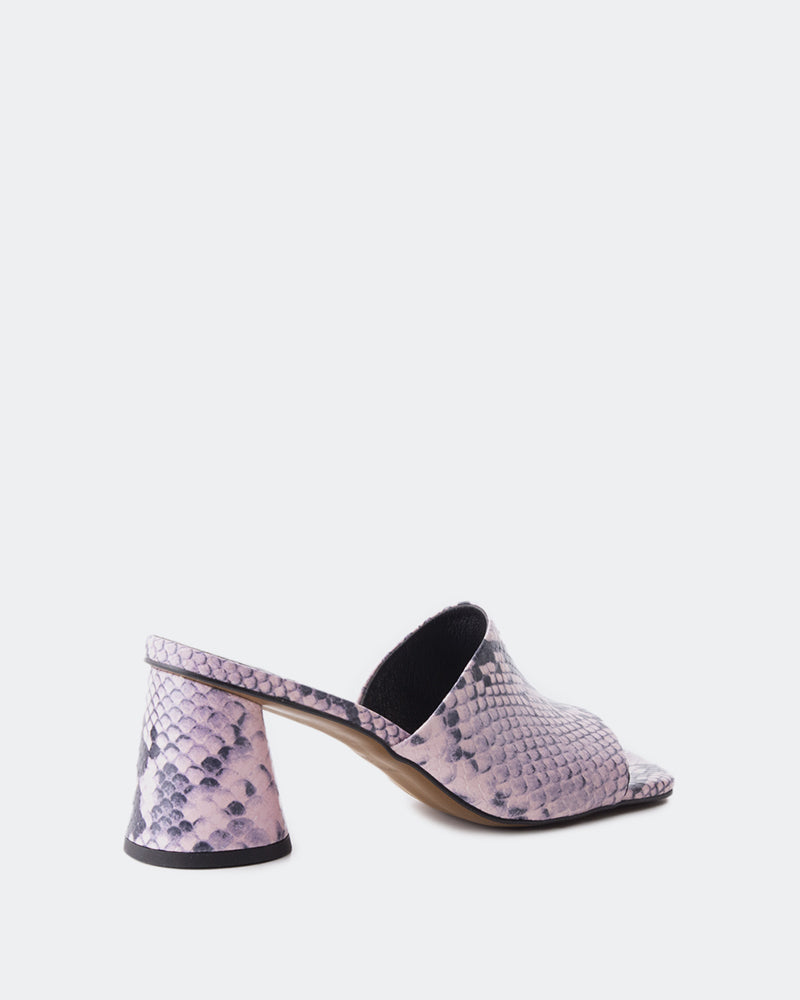 L'intervalle Alyki Pâle Rose Serpent Rose