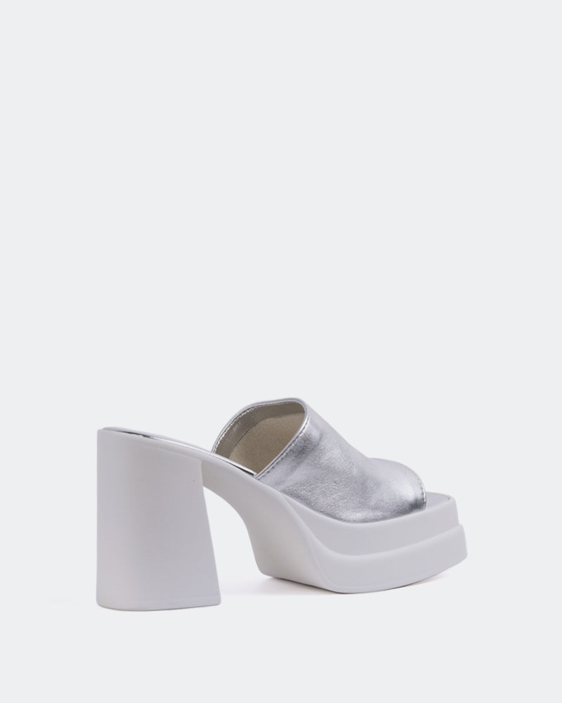 L'intervalle Aprilia Argent Cuir Argent