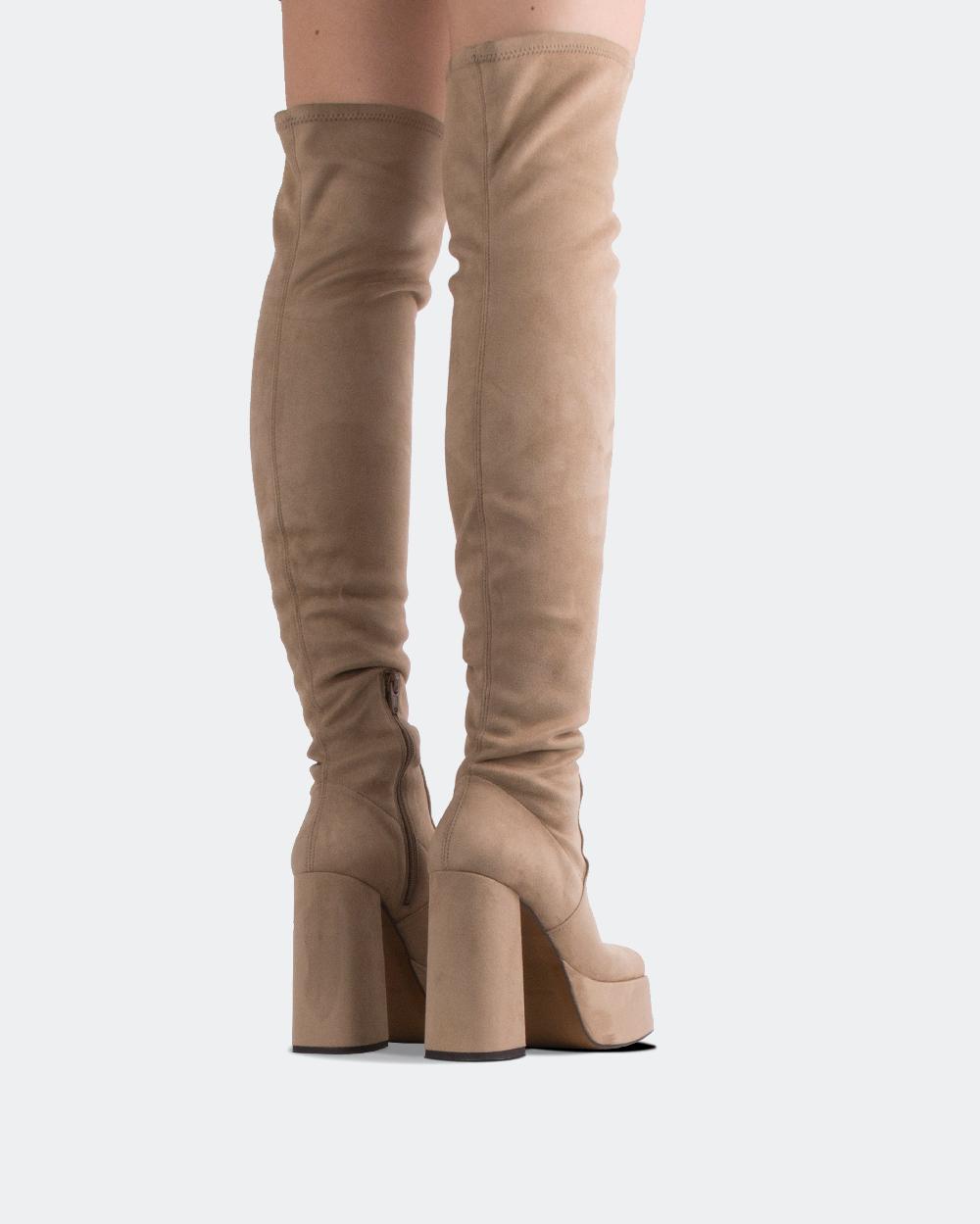 L'intervalle Azalea Amande Suède Amande